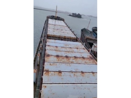 低价出售12000吨多用途集装箱船 建造年份:2005年12月 Sale: 12000ton multi-purpose ship, made in China in 2005. CCS图1