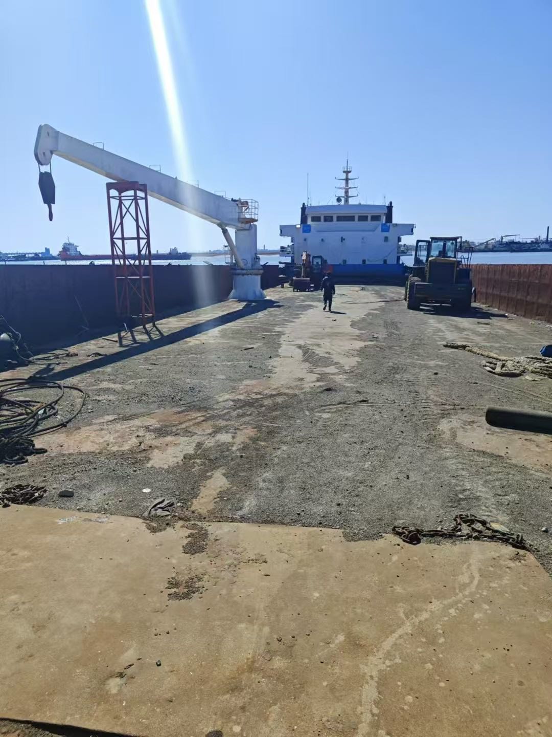 出售：3000吨甲板货船 前跳板/后驾驶室/ 建造年份：2016年10月 Sale: 3000T deck cargo ship, made in China in 2016. - 图片 2