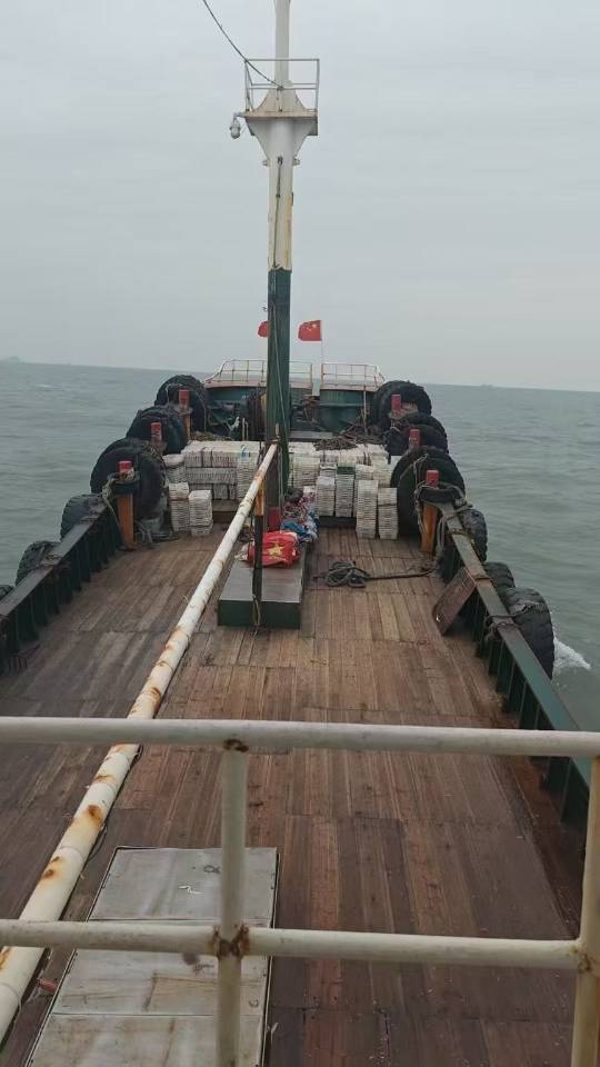鱼运船