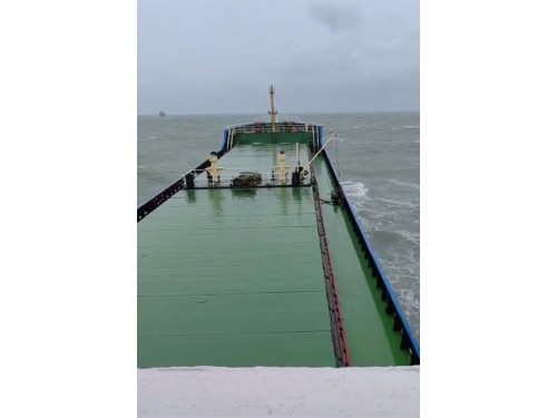 出售:5200吨散货船 建造年份:2013年 建造地址:中国图1