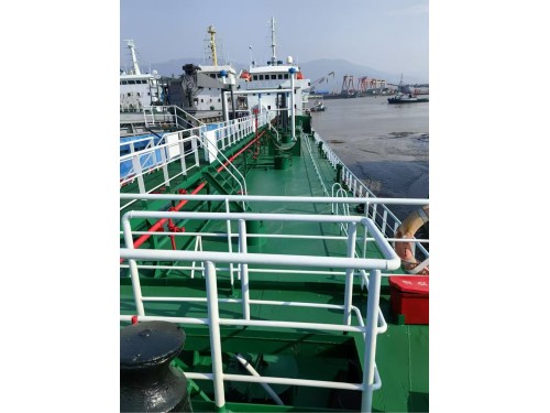 出售：2400吨双壳油船 建造年月：2005 年 /改建日期2016年 建造地：中国浙江图2