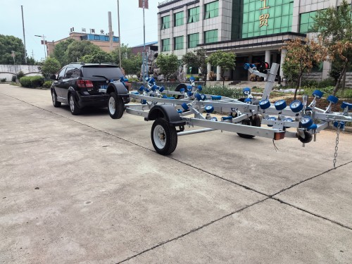 雅特 Yat646 单轴船拖车 游艇运输拖车架图3